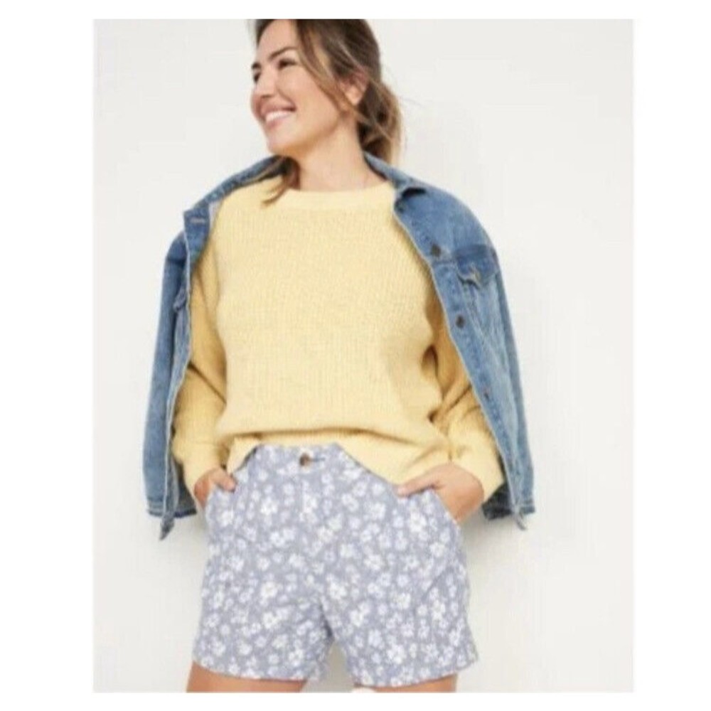 Old Navy Everyday Shorts Chambray Blue White Floral Linen Blend Size 12 NWT’s